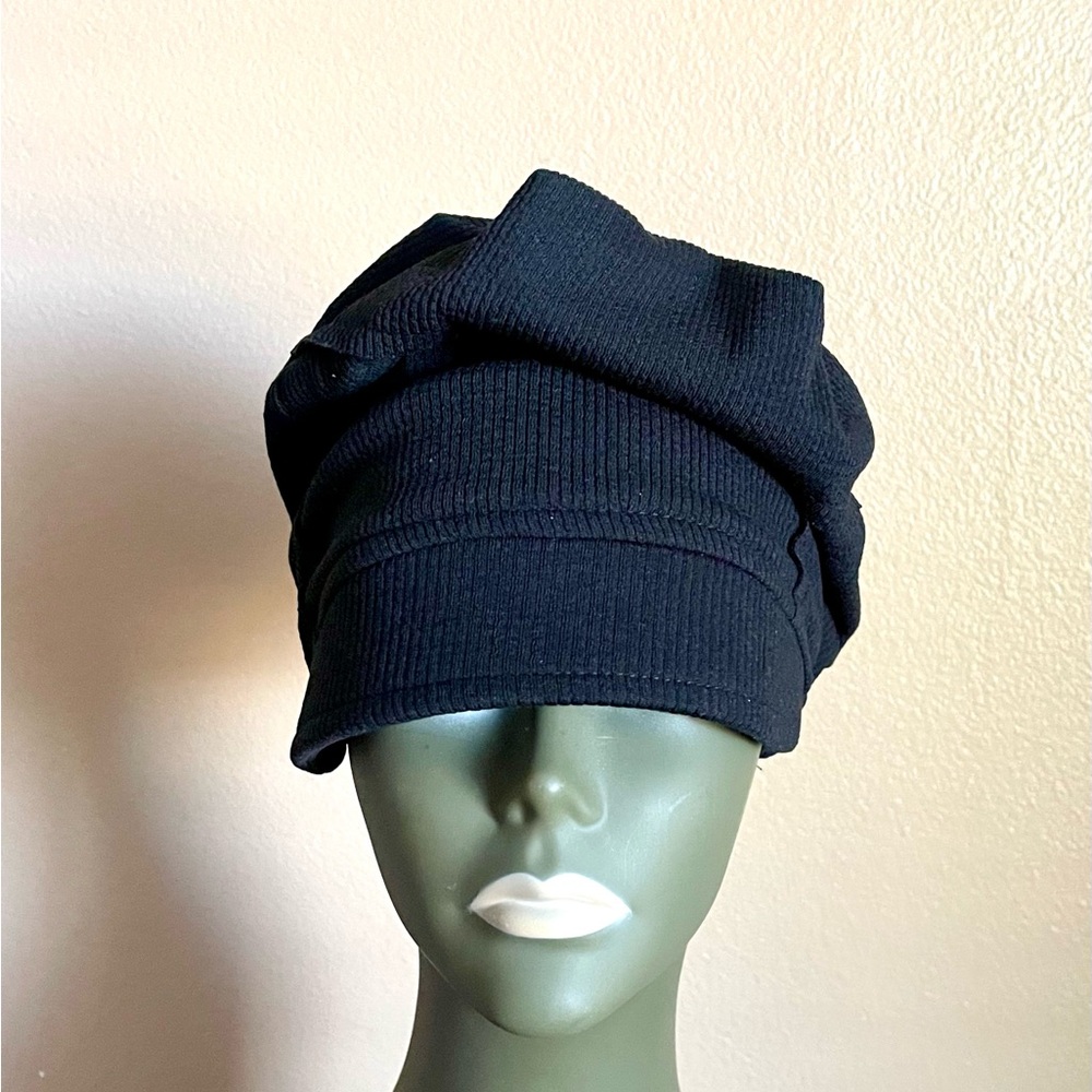 Black Ribbed Slouch Hat for Women - Stylish Everyday Beanie